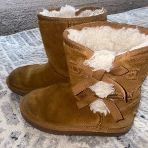 Size 12 girls koolaburra Uggs